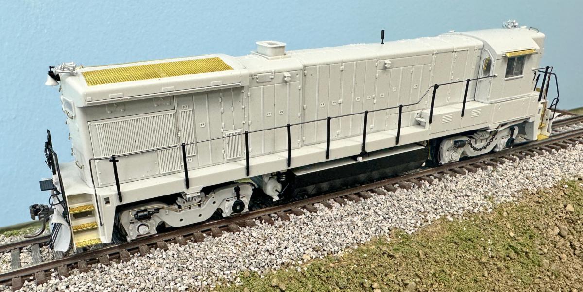 Rapido B23-7