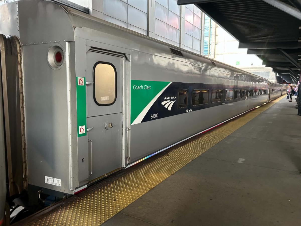 Rapido Horizon Car