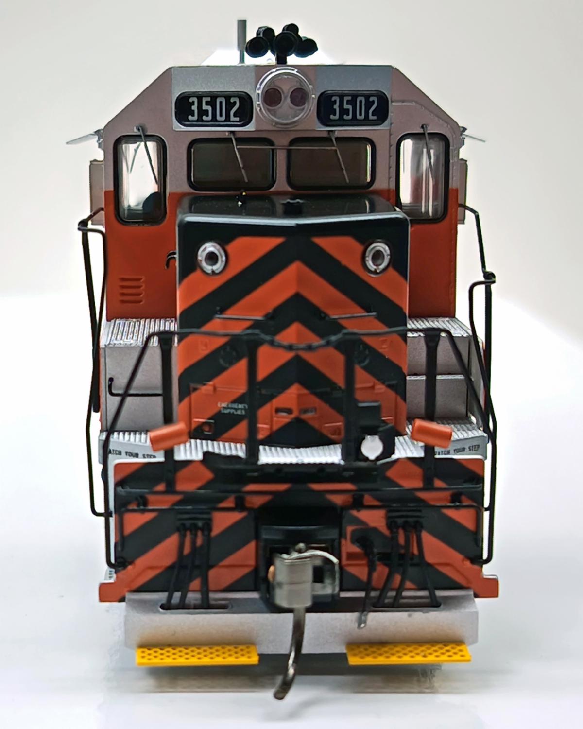 Rapido GP40