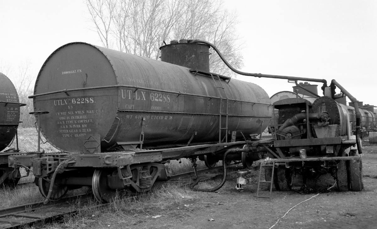 Rapido X-3 Tank Car
