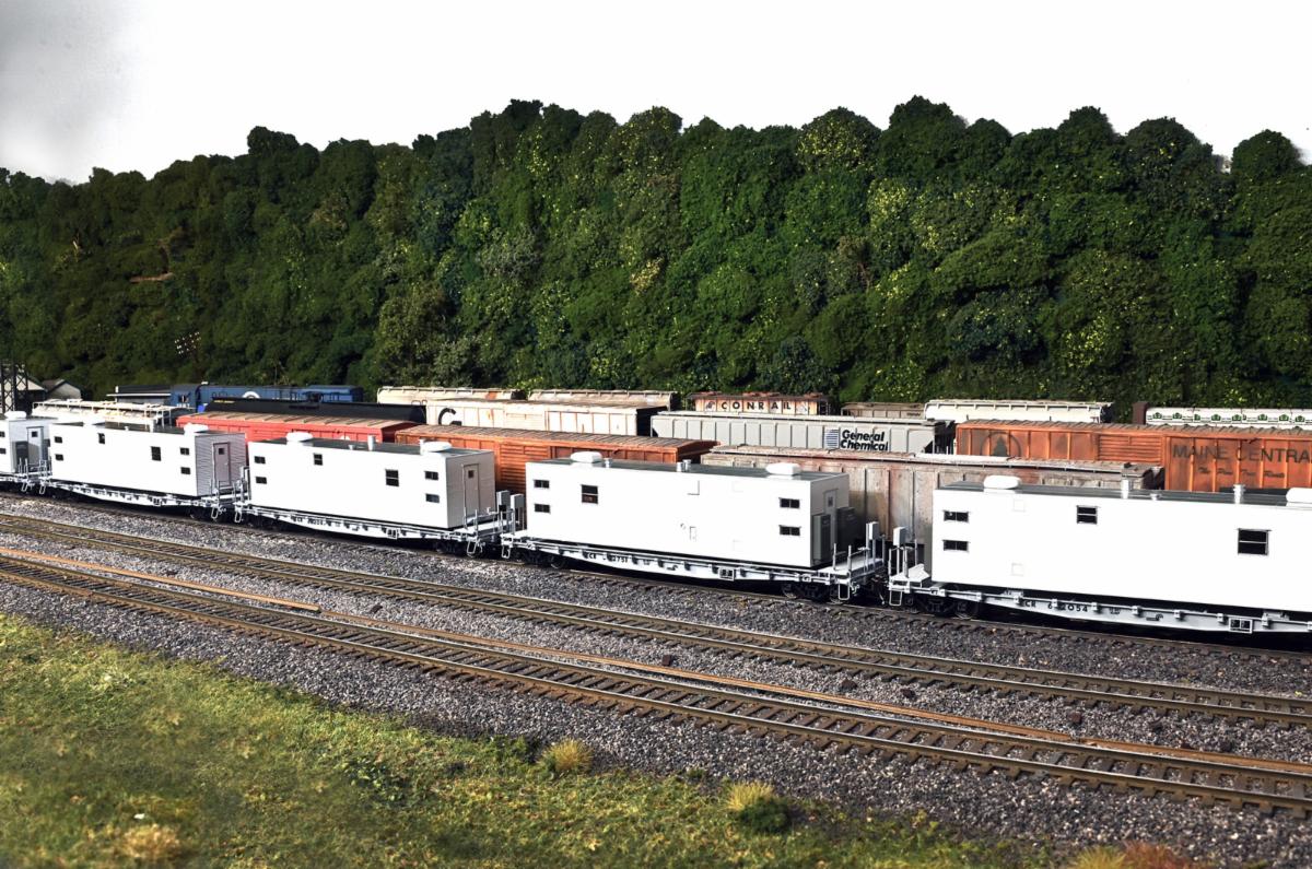 Rapido F30 Flatcar