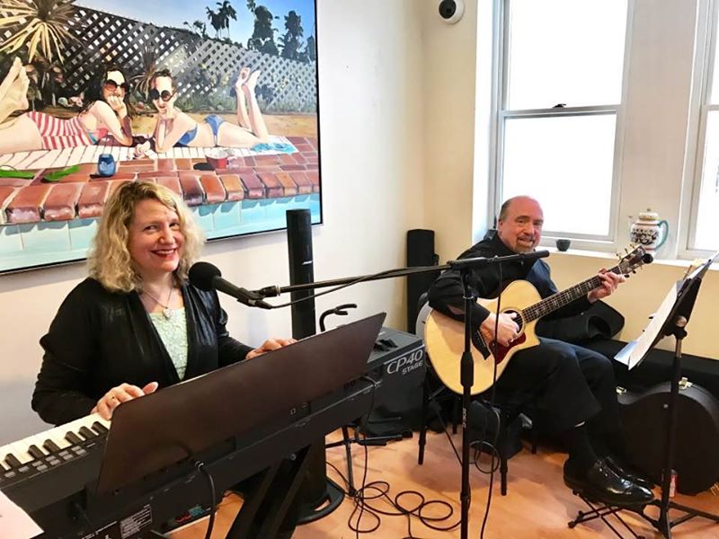 We love playing at L'Aroma Cafe!