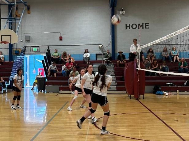 MacLaren Middle School girls' volleyball playing at MacLaren
