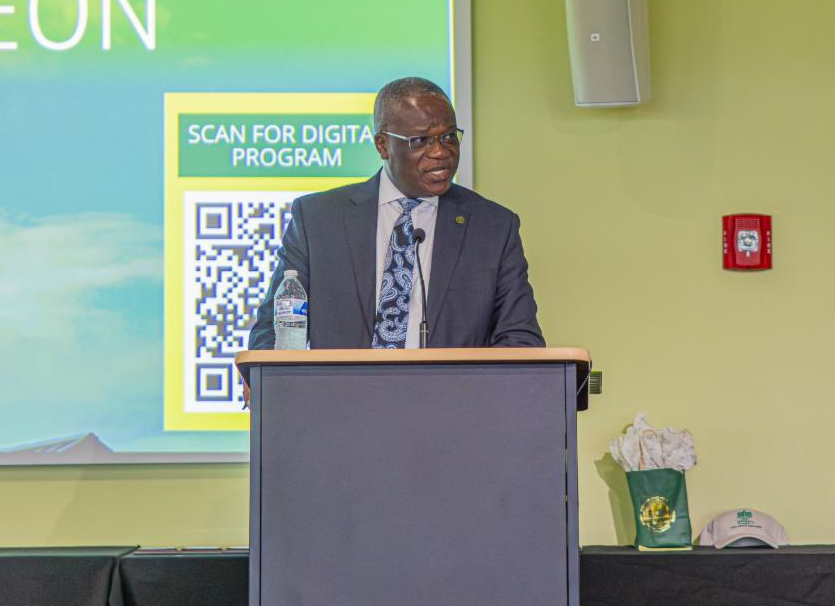 Dr. Akakpo