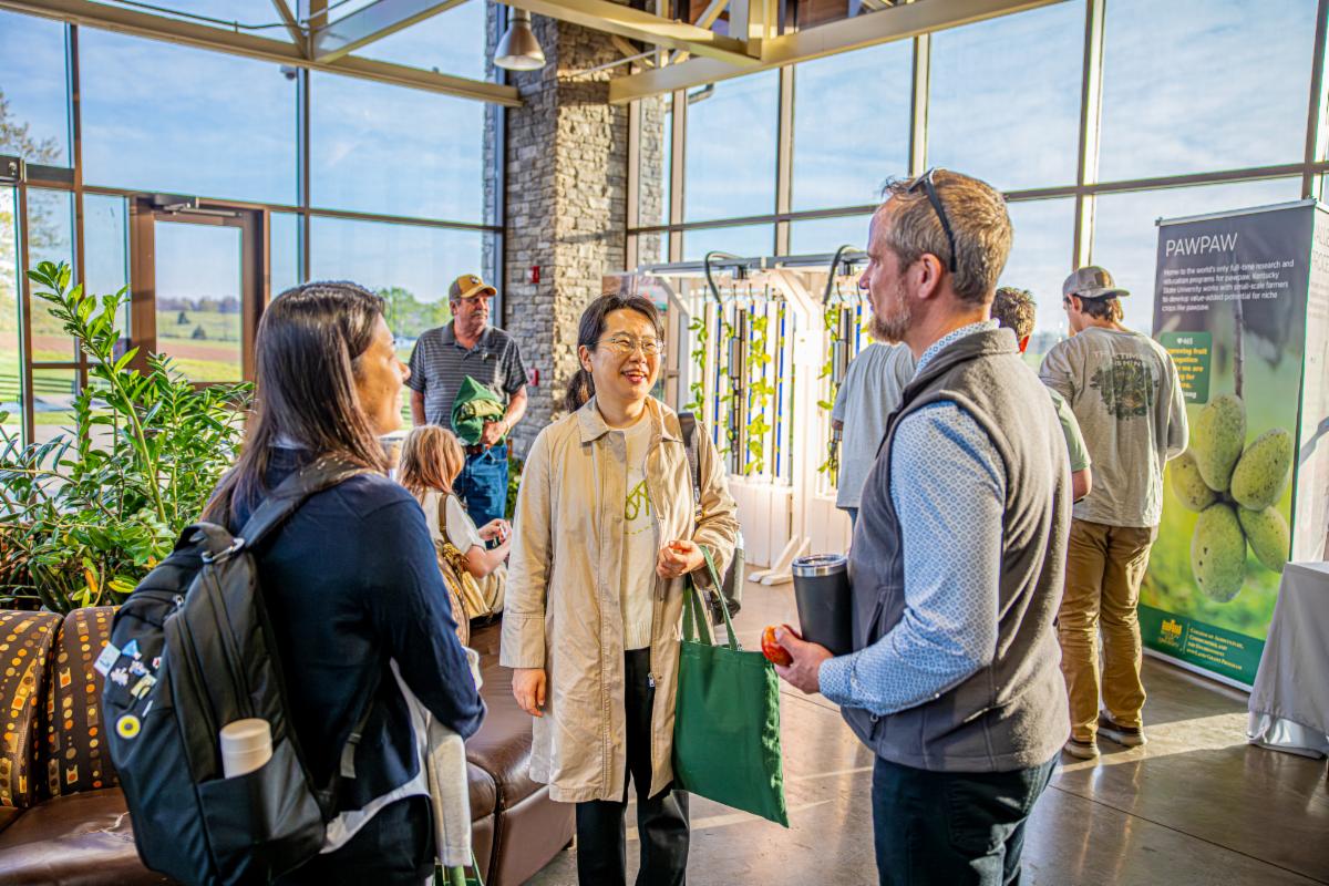 Shrimp Symposium Brings Global Aquaculture Leaders