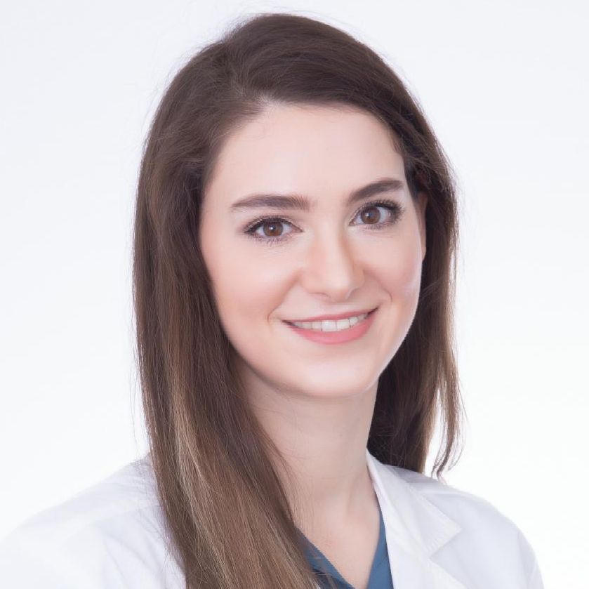 Dr. Ashley Pezzi