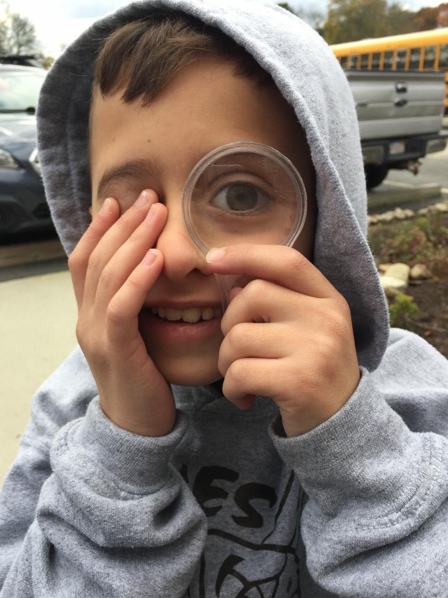 Student nature detective