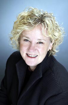 Sue Densmore Headshot
