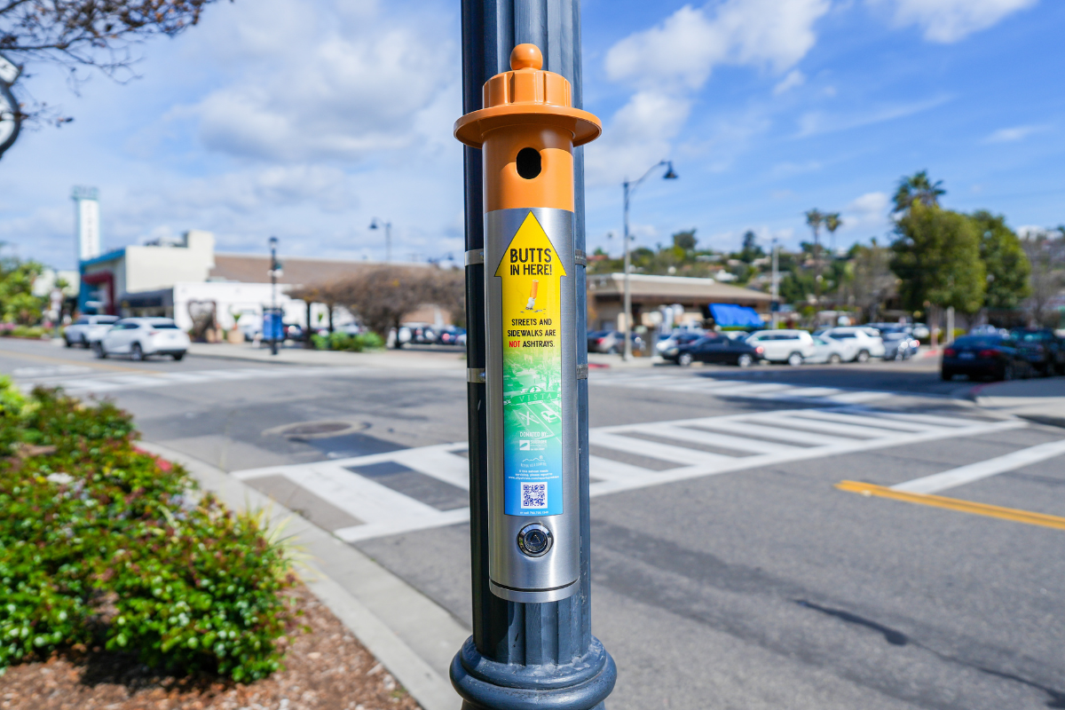 photo of an ashcan in downtown Vista