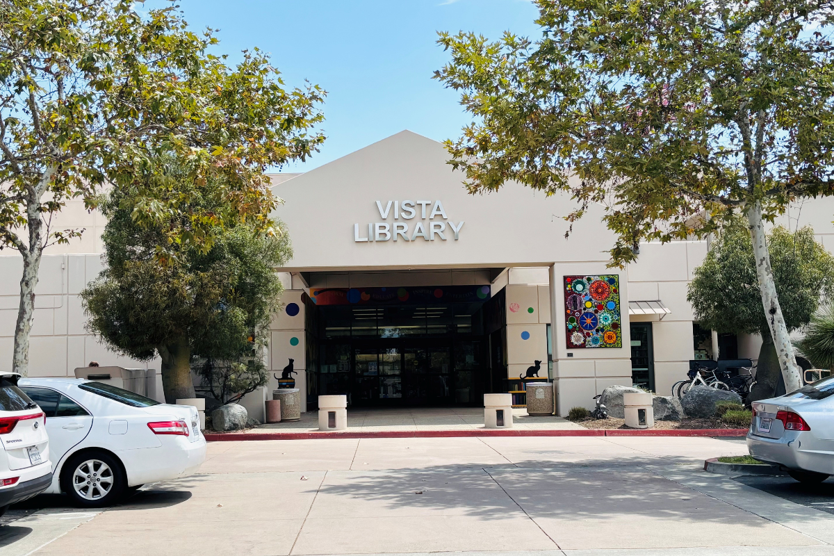 photo of the exterior of the Vista Library