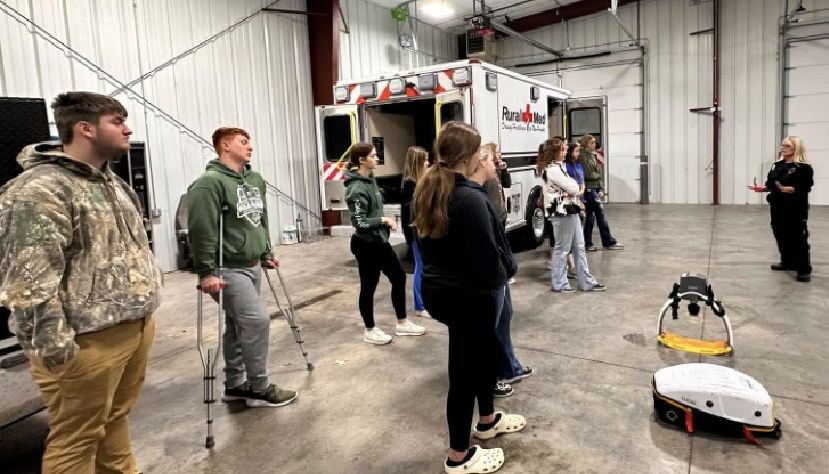 Explore class tour of Rural Med Fall 2024