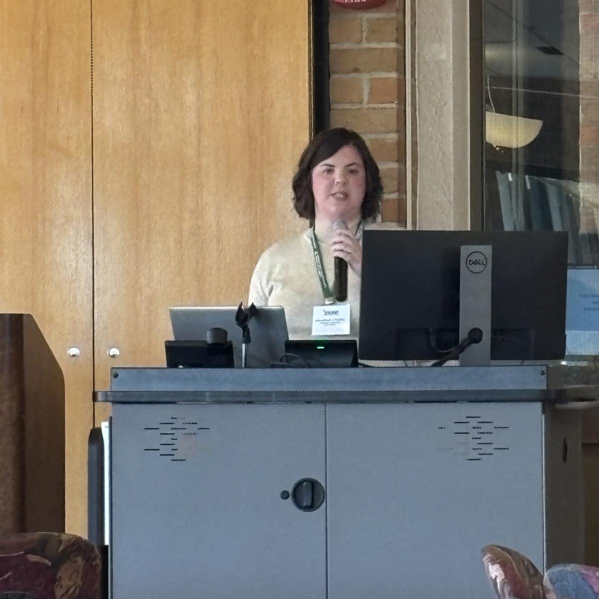 Erin Gifford presents at MAME