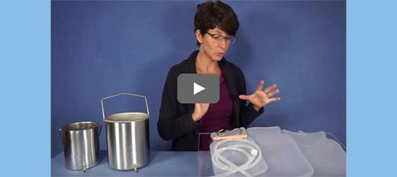 enema bags _ enema buckets