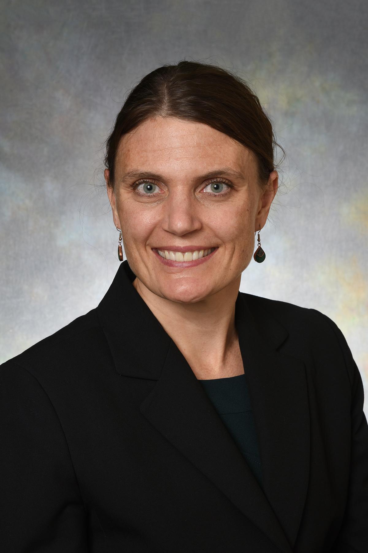 Dr. Amanda Noska