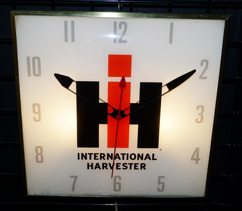 Farm Advertising Antiques Primitives LIVE AUCTION Saturday in