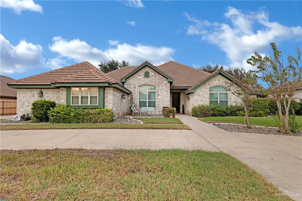 Sharry Home PRICE IMPROVEMENT - BEAUTIFUL SHARYLAND HOME