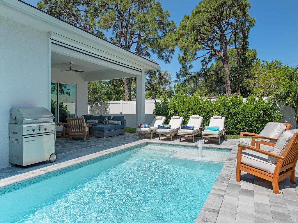 PoolArea-002-013-1024x768.jpg