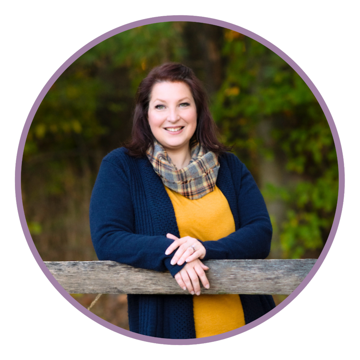 Shellie Profile Pics .png