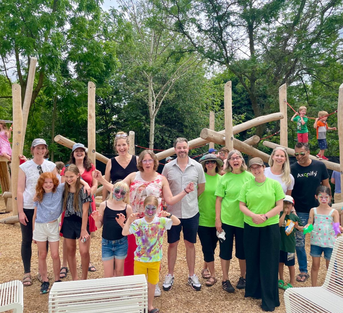 Group photo with mayor, councillor, event volunteers and attendees in the newly renovated Alexandra park
