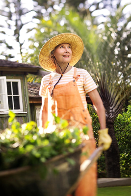 wheelbarrow-garden-woman.jpg