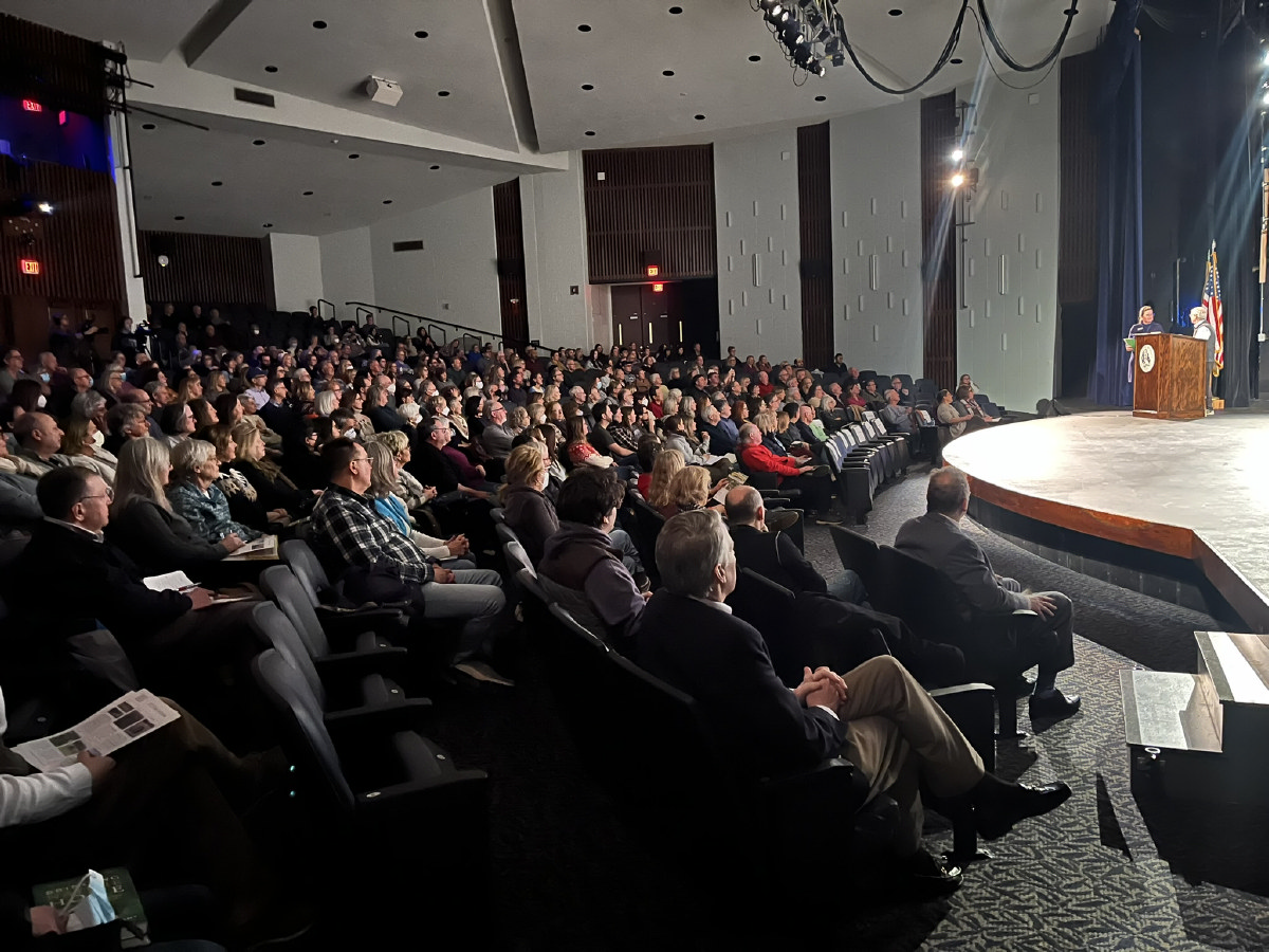Photo of Crowd at Dr. Tallamy’s lecture in Monmouth University’s Pollak Theater