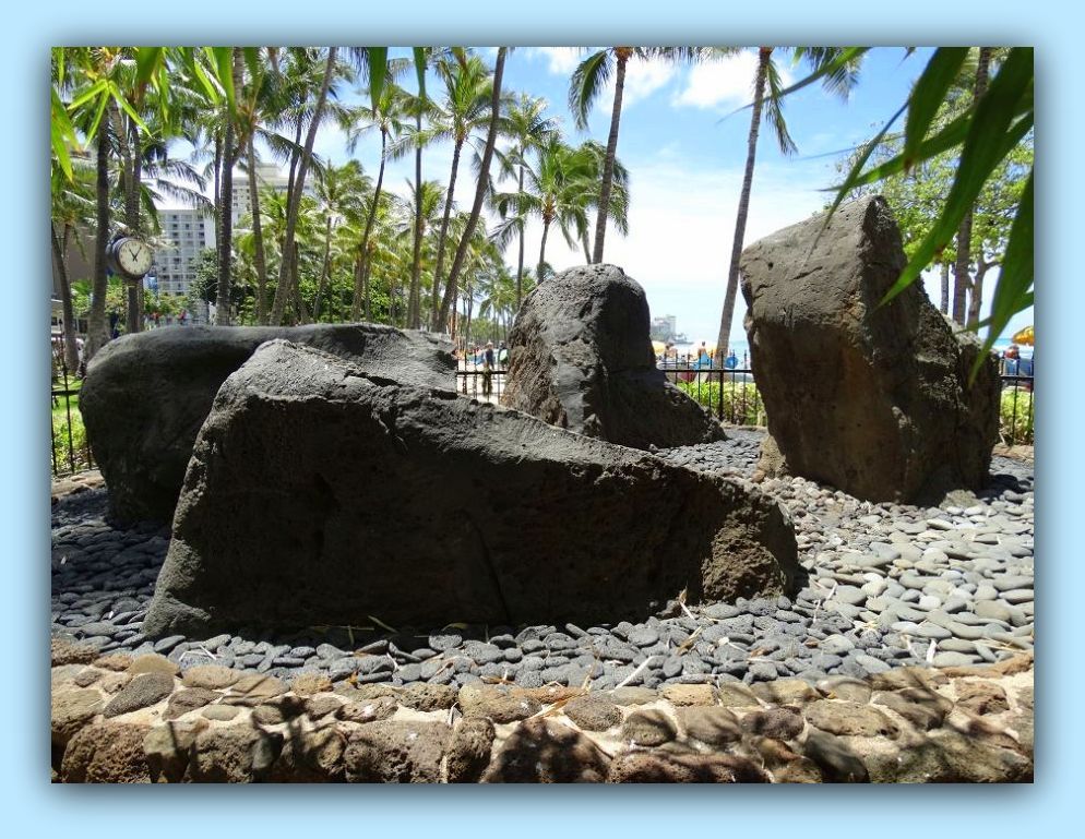 ĻƠṼҼ The Healer Stones in Waikiki Meet Friday at 5 pm