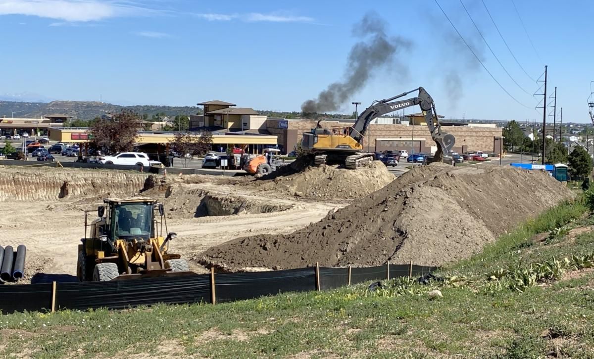 Photo of O'Rielly's Auto Parts site under construction.