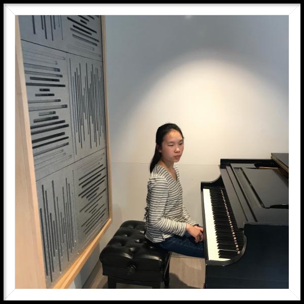 Madeline Mau at piano