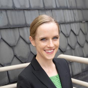 Headshot of Anna Grummon