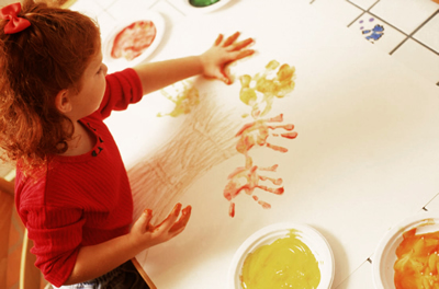 child-finger-painting.jpg