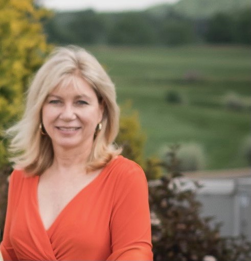 Lorraine Alexander