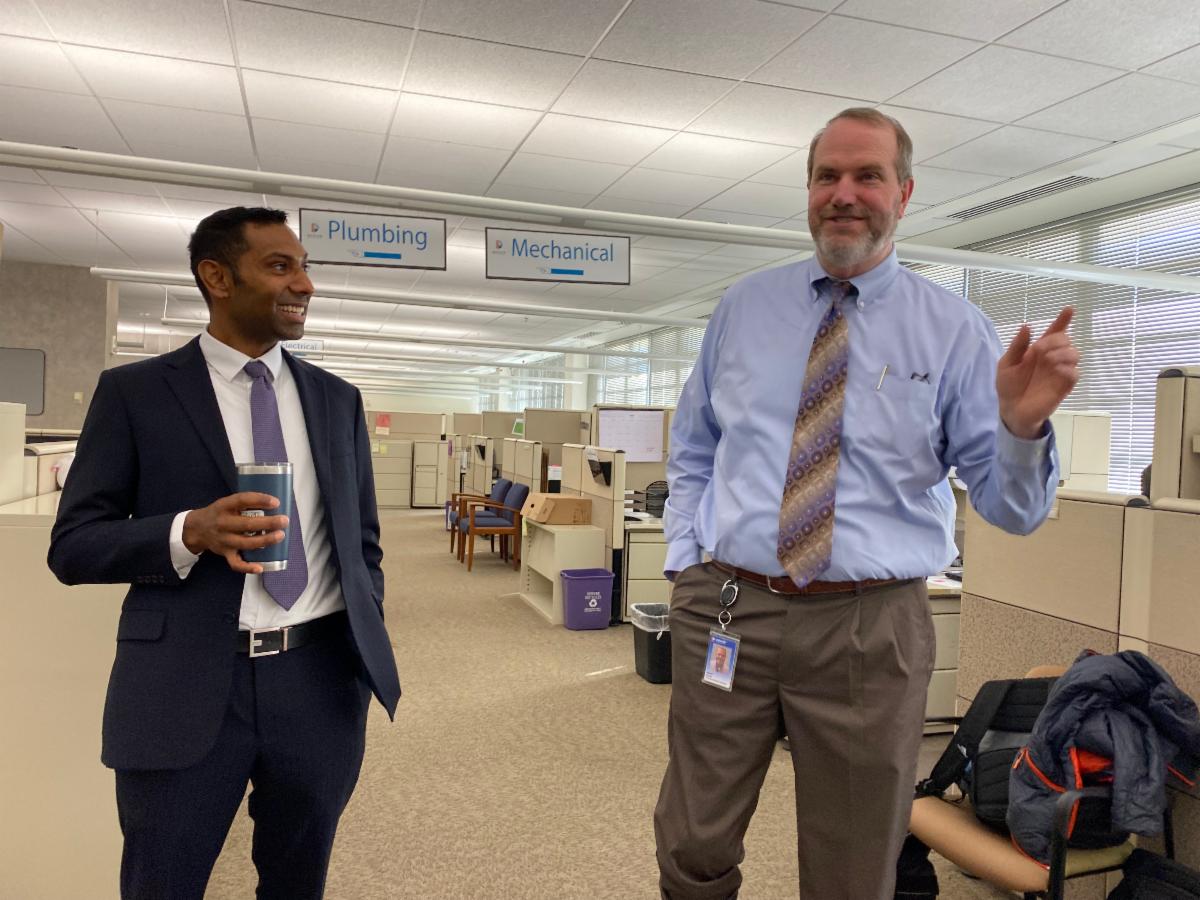 Manish Kumar at employee event