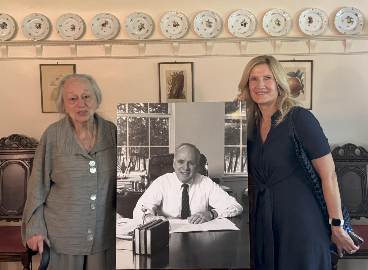 Romaine a photo of Don and Laurie