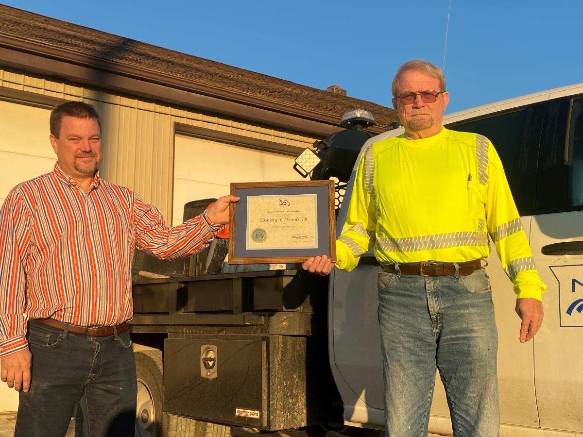 SE District Thanks Employees for Service_Tommy Woods Photo.jpg