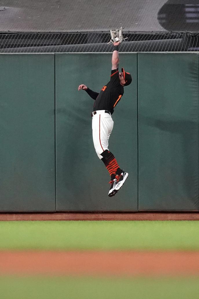 9-16-19 - Giants - Darren Yamashita