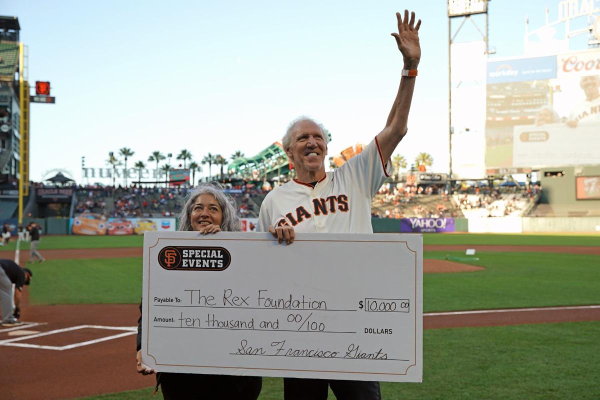 8-26-19 - Giants - Darren Yamashita