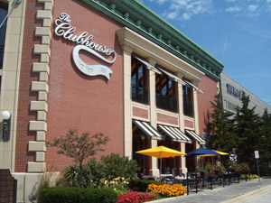 The Club House Oak Brook Exterior