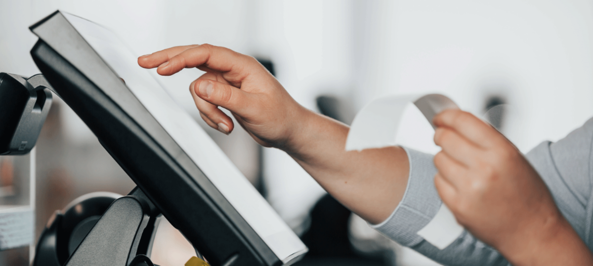 restaurant server entering order