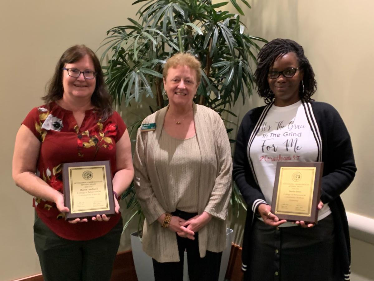 Outstanding Advisor Awards 2022.jpg