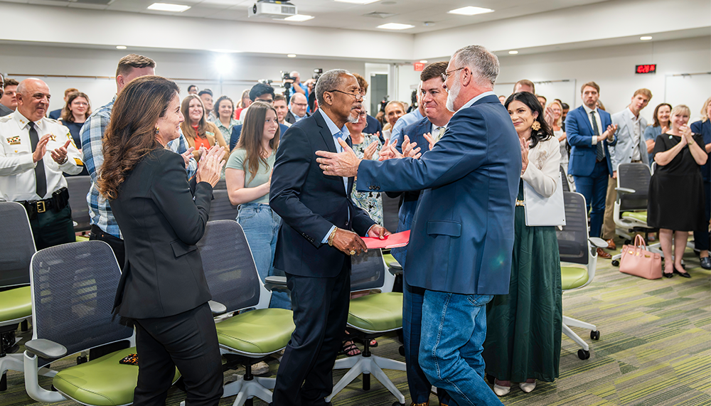 Sen. Rouson gets applause