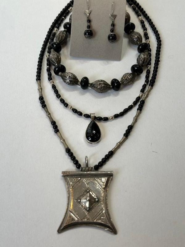 Tuareg and black onyx necklace