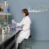 lab_worker_woman.jpg