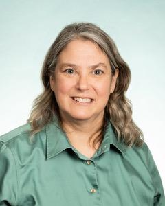 Photo of Suzanne Woolf