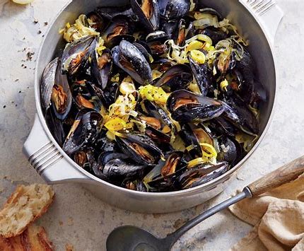 Mussels with Caramelized Fennel and Leeks