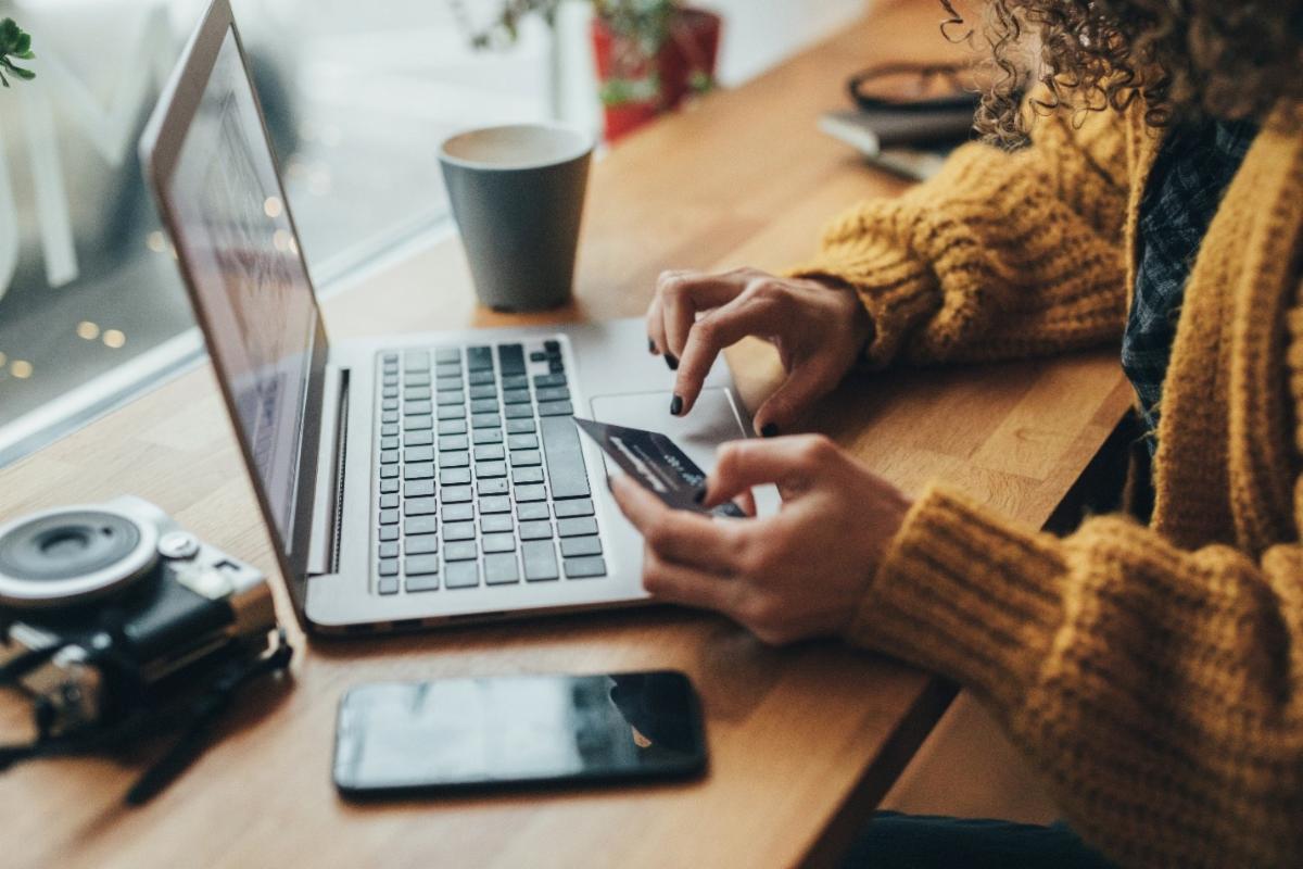 online shopping surveillance pricing