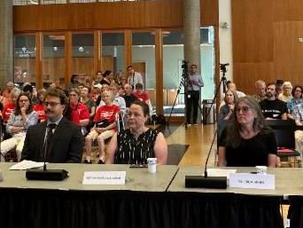 Wyden field hearing on health care