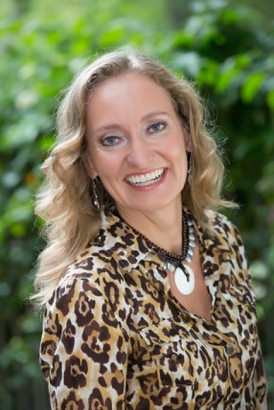 Tanya Pergola
