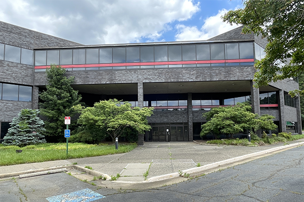 One of the vacant offices at Lake Fairfax Business Center