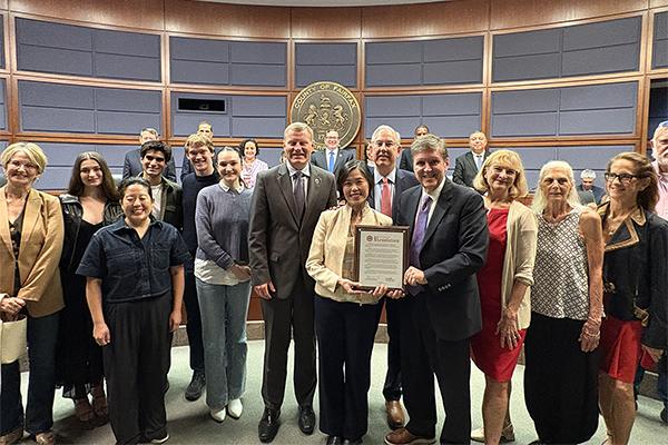Supervisor Alcorn presents a proclamation to Gin Dance Company