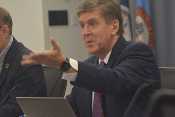 Fairfax County Supervisor Walter Alcorn speaking